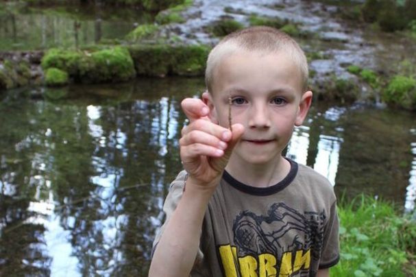 Junge in der Natur