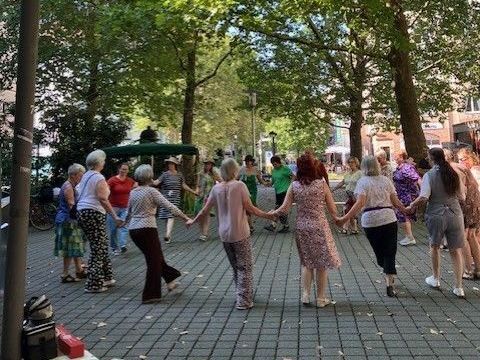 Tanz beim Kopernikusplatzfest