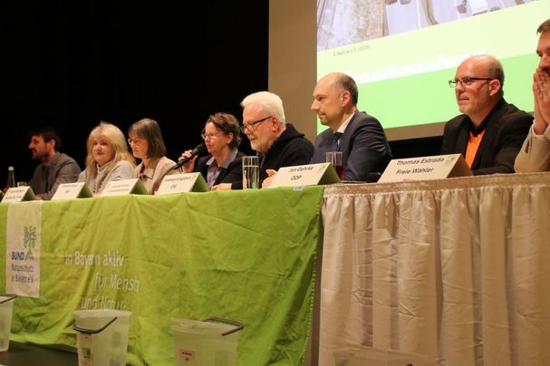 Podiumsdiskussion zur Kommunalwahl 2026