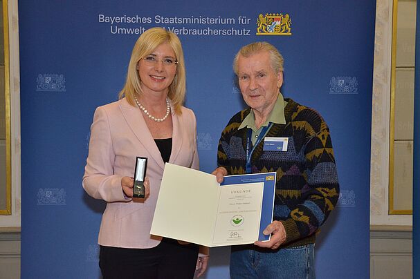 Umweltministerin Ulrike Scharf und Walter Siebert