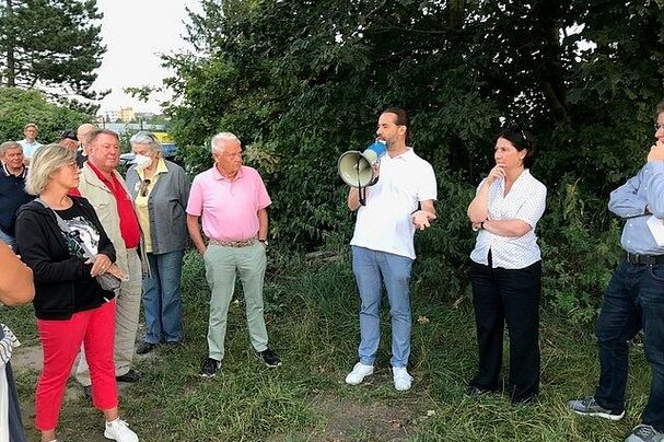 Protestspaziergang im Knoblauchsland