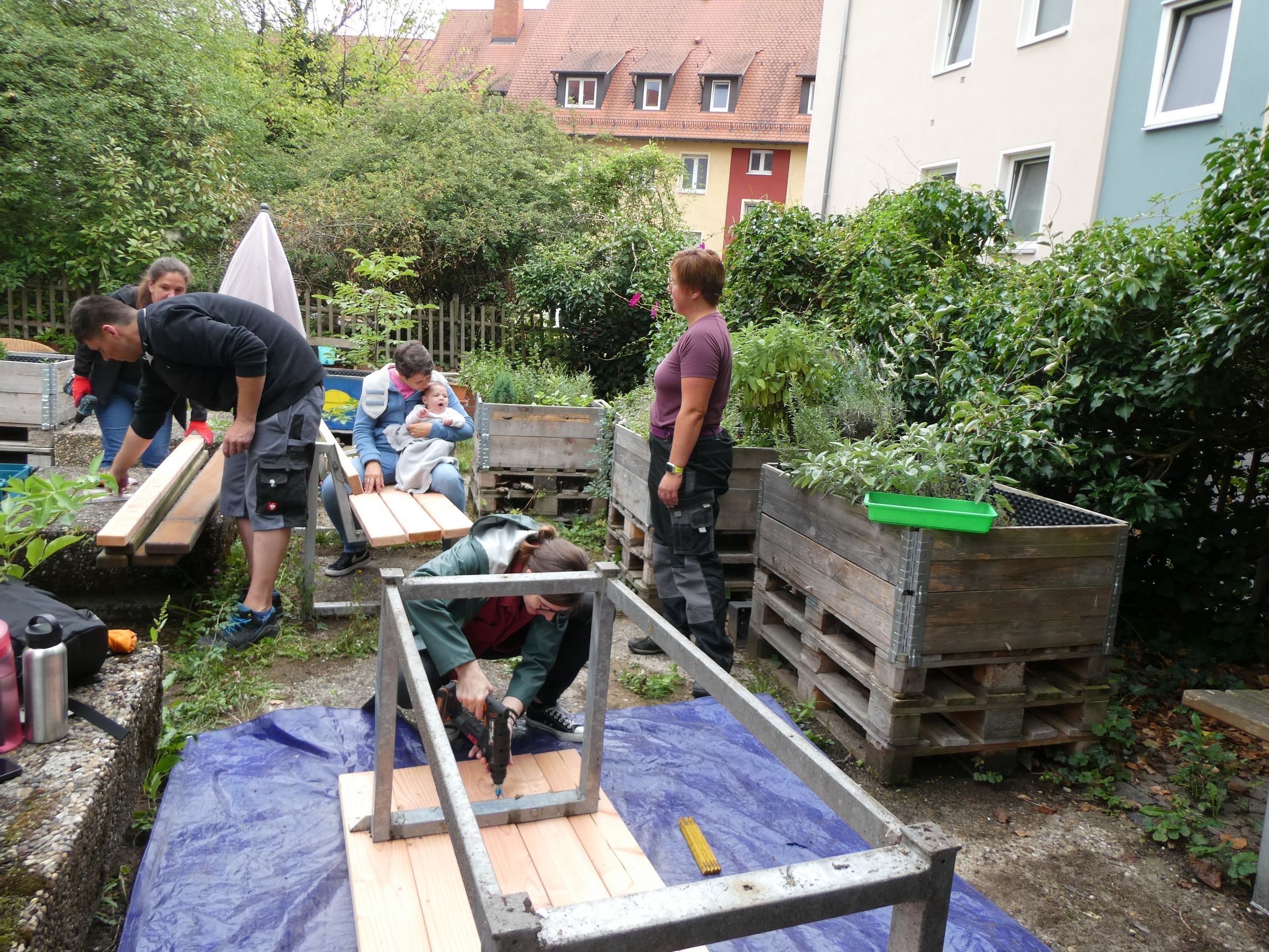 Team bei der Arbeit (Foto: Ingrid Treutter) Team bei der Arbeit