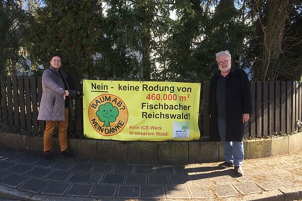 Protest gegen geplantes ICE-Werk