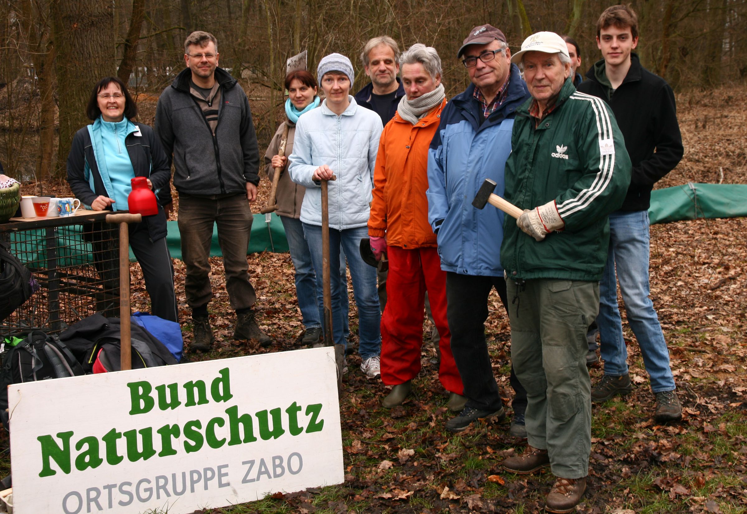 Aufbau des Krötenzauns am Dutzendteich