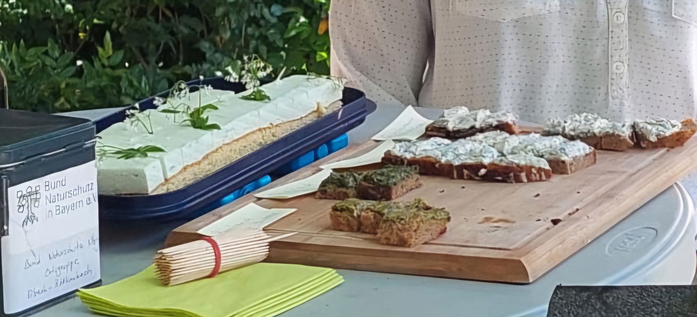 Brotaufstrich mit Kräutern