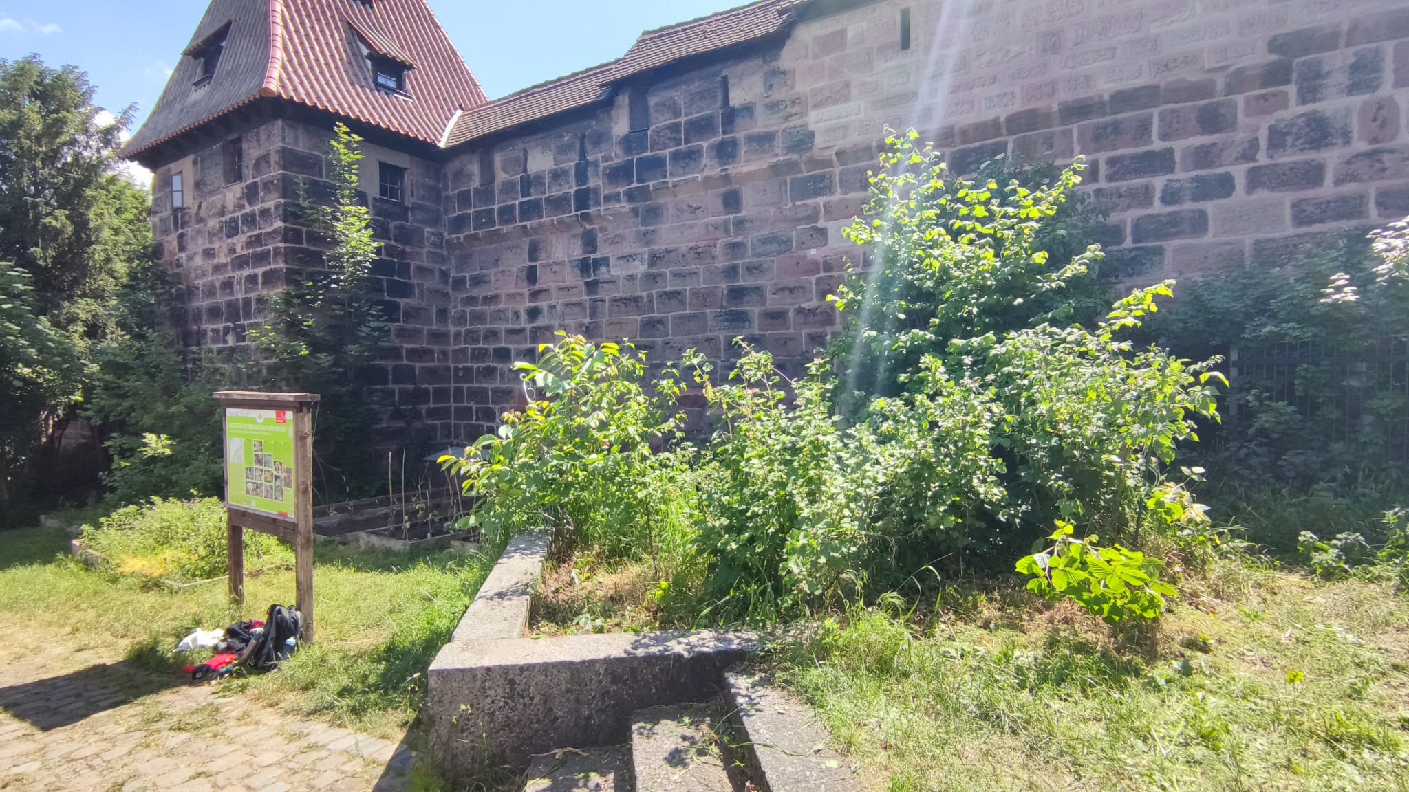 Auf der Mauer